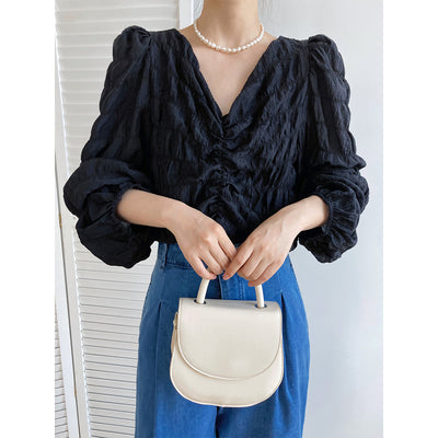 Blusa de Chifón con Escote V y Diseño Plisado - Image 5