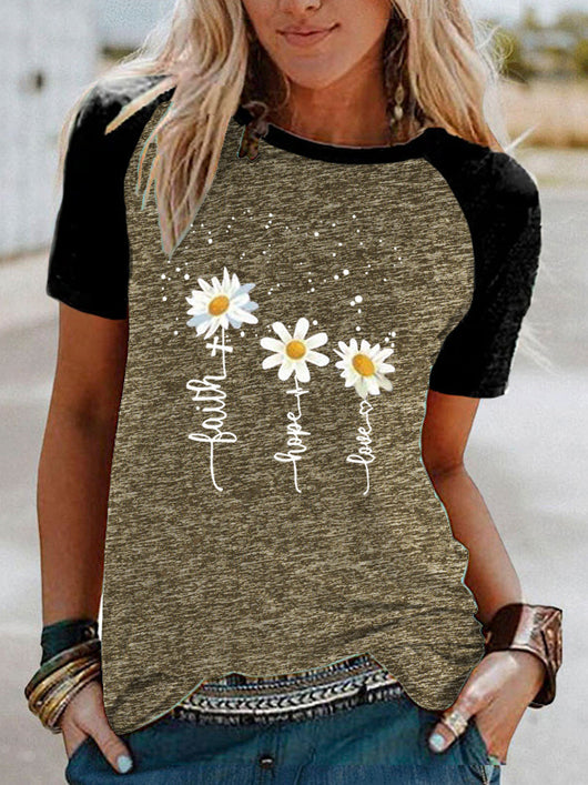 Playera Estampada Tres Margaritas de Manga Corta - Image 15