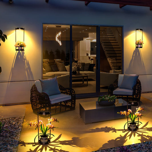 Lámpara Solar de Jardín con Sensor Automático - Decorativa e Impermeable