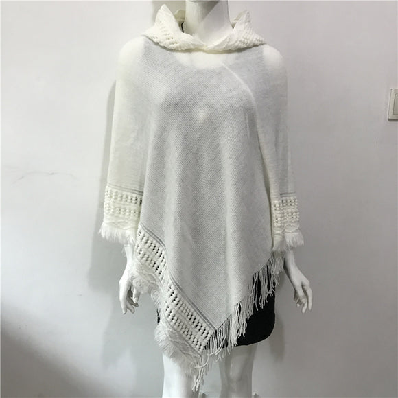 Capa y Chal Hueco con Borlas de Color Sólido Talla Grande