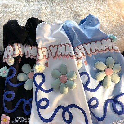 Playera Estampada con Letras Florales y Espuma - Image 10