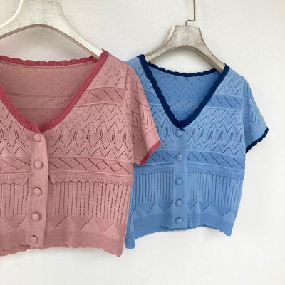 Blusa Corta Tejida con Detalles Calados y Jacquard - Image 8