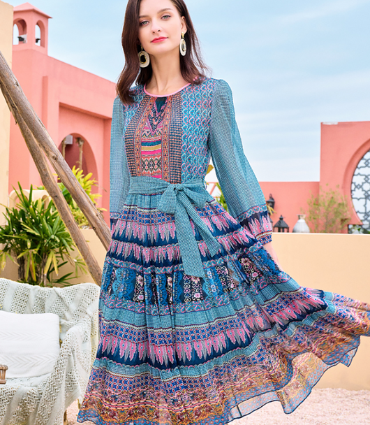 Vestido de Fiesta con Cintura Marcada y Estampado Navideño - Image 20