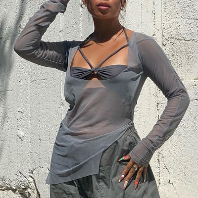 Blusa Larga de Manga Larga con Cuello Halter y Detalles Transparentes - Image 13