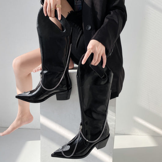 Botas Anchas para Mujer con Cadena Metálica - Image 4