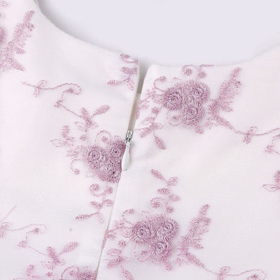Vestido Princesa Niña con Encaje y Bordados - Image 11