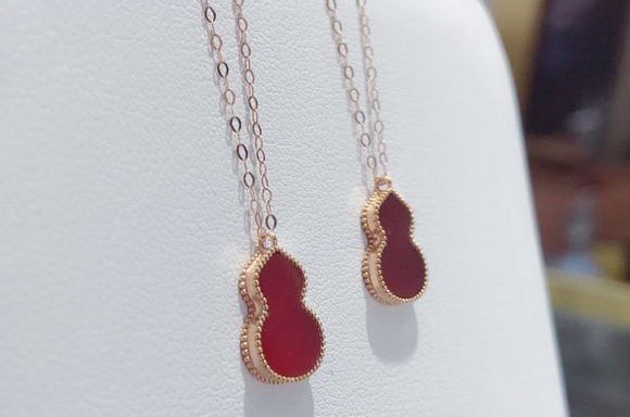 Collar de Oro 18k para Mujer con Cornalina - Cadena Ajustable Elegancia Clásica