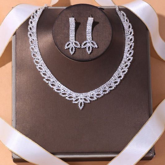 Conjunto de Collar y Aretes de Novia Lujo Ligero para Vestido de Boda