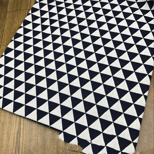 Almohada Decorativa y Cortina de Tela Estampada Algodón y Lino con Patrón Triangular - Image 3