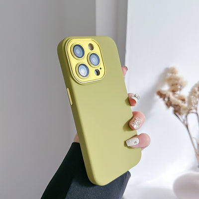 Funda Protectora de Silicona Líquida con Protector de Lente para iPhone 14 e iPhone 15 - Image 5