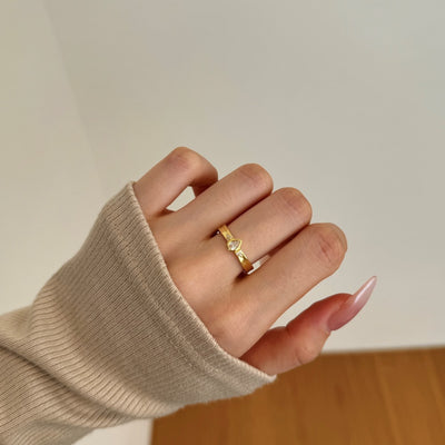 Anillo Retro de Mujer en Metal con Forma de Pera y Acabado Cepillado - Image 9