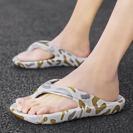 Chanclas Cómodas para Hombre - Pantuflas de Casa y Baño - Image 2