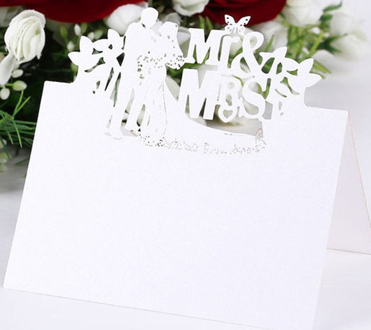 Tarjeta de Asistencia Mariposa con Diseño Hueco - Image 3