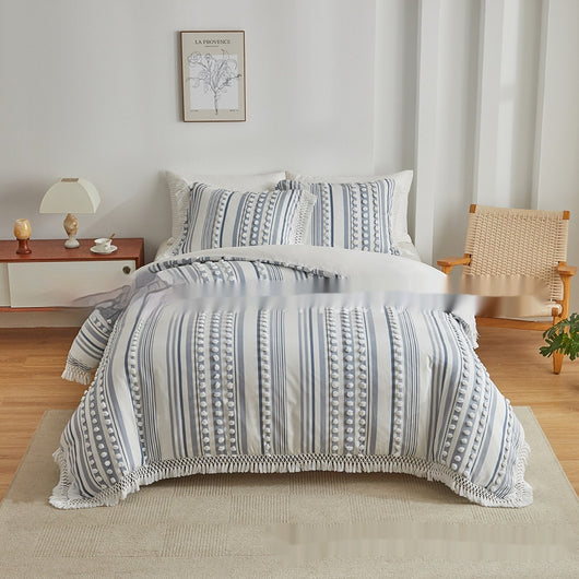 Juego de Cama Universitario Tres Piezas con Detalles en Colores Sólidos y Borlas - Image 6