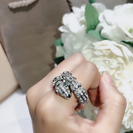 Anillo de Hueso de Serpiente para Mujer - Diseño Moderno y Elegante - Image 5