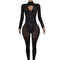 Jumpsuit de Fiesta con Detalles Brillantes y Cortes Estratégicos