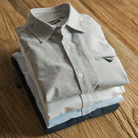 Camisa Slim Fit Retro para Hombre con Parches de Gamuza y Costuras Decorativas - Image 2