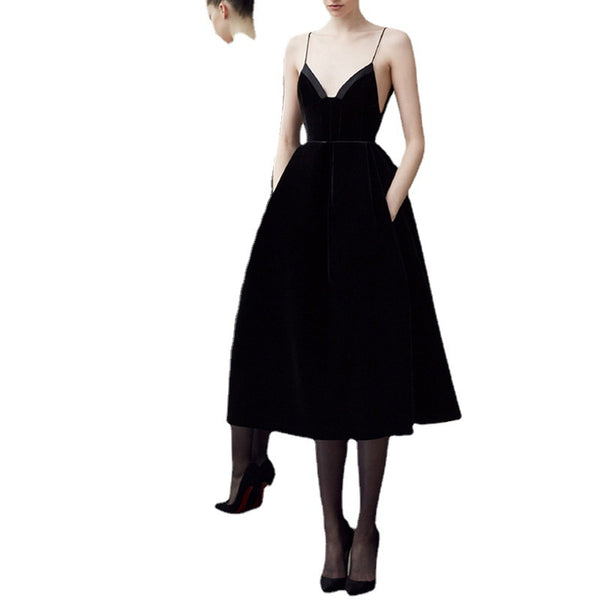 Vestido Negro Elegante con Tirantes Ajustables - Image 5