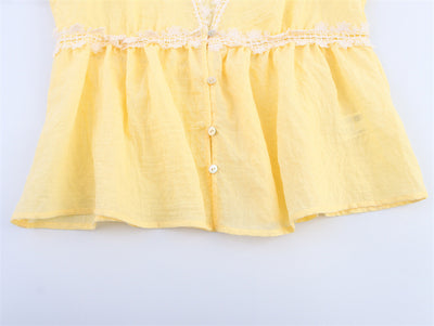 Blusa Elegante con Ribete de Encaje para Mujer - Image 12