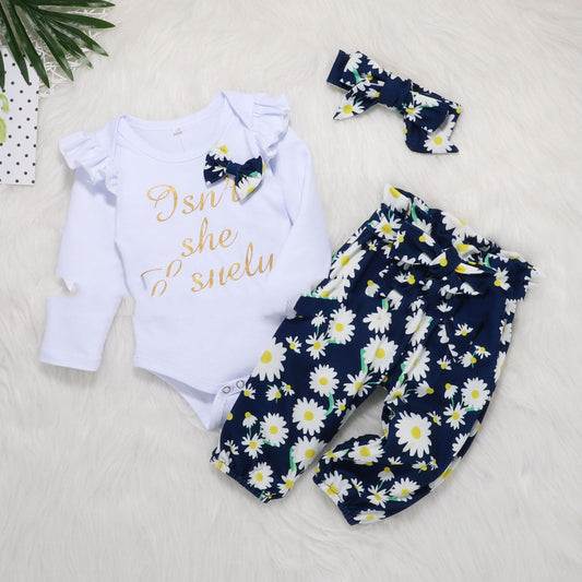 Conjunto de Tres Piezas Otoñal para Niña con Estampado de Letras