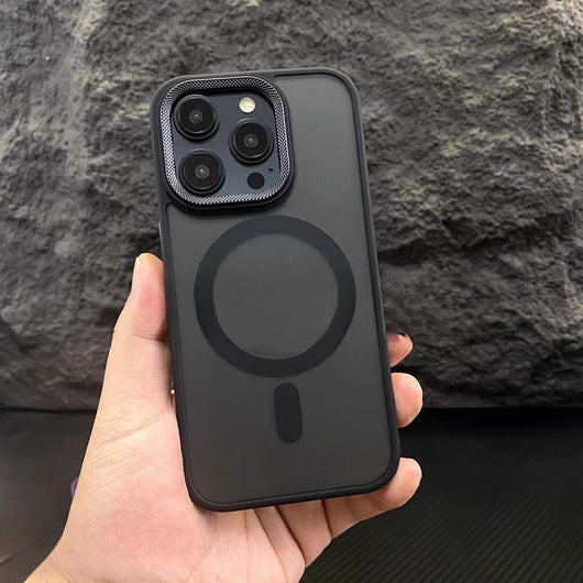 Funda Magnética Transparente Antigolpes con Efecto Esmerilado - Image 7