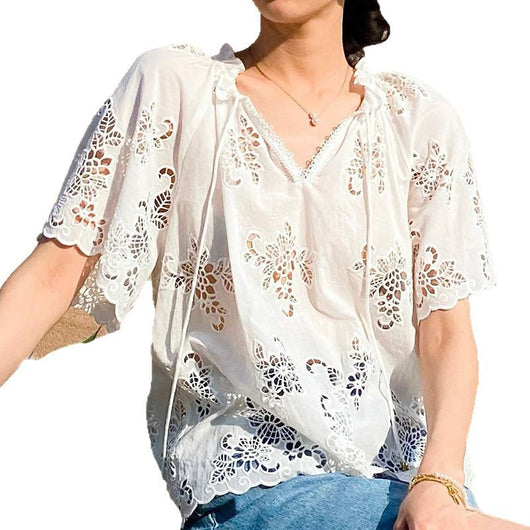 Blusa Blanca Estilo Francés con Encaje Bordado y Manga Corta - Image 5