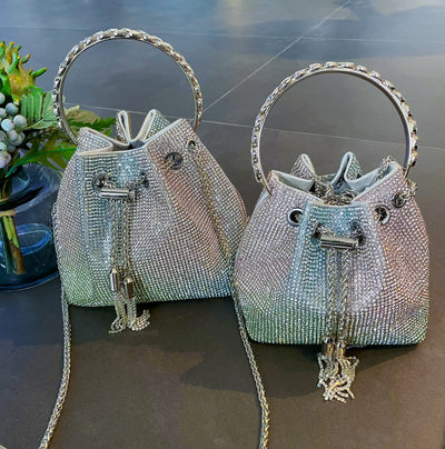 Bolso de Mano con Diamantes y Borlas Arcoíris Brillante - Image 7