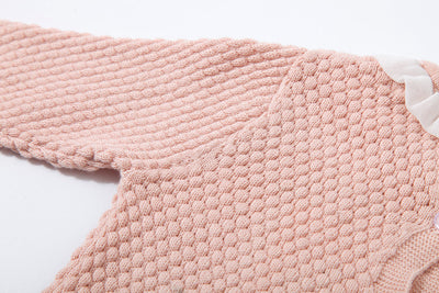 Conjunto de Dos Piezas para Bebé: Cardigan Tejido y Shorts - Image 2