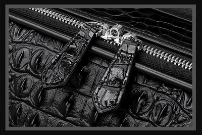 Maleta de Cuero Genuino con Patrón Cocodrilo para Hombre - Image 11