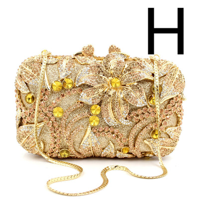 Clutch Elegante con Flores y Cristales Brillantes - Image 18