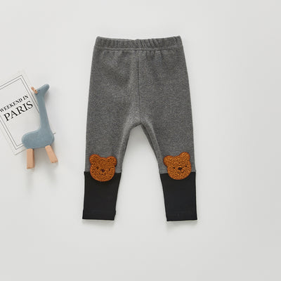 Pantalones Rectos para Niños con Diseño de Osito Adorable - Image 3