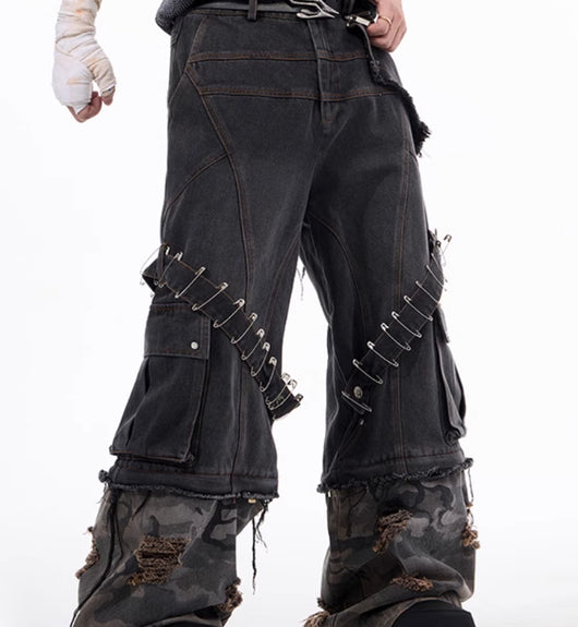 Jeans Hombre Camuflaje con Detalles de Cinta y Pespuntes Estructurados - Image 7