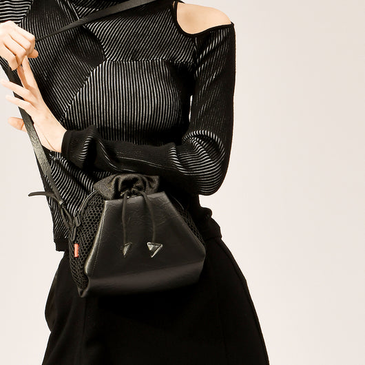 Bolso Bandolera de Concha para Mujer - Diseño Moderno y Versátil - Image 3