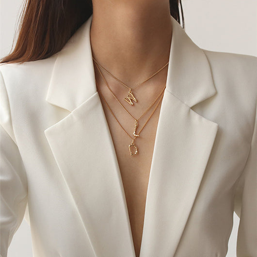 Collar Retro Elegante con Dije para Clavícula