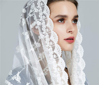 Velo de Novia en Encaje Elegante - Image 8