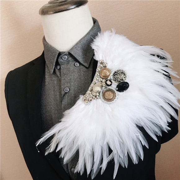 Broche de Pluma para Cantantes y Artistas de Escena