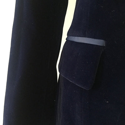 Blazer Slim de Terciopelo Verde Satinado con Cuello Fruncido para Mujer - Image 9