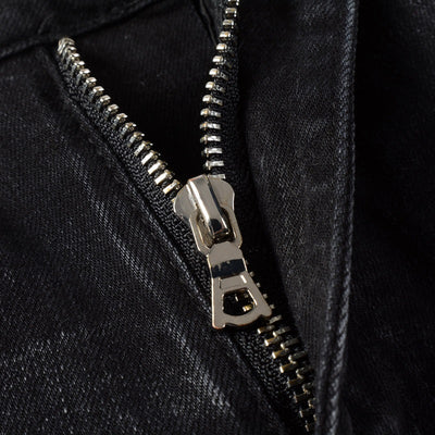 Jeans Slim Ajustado con Detalles Rotos - Image 3