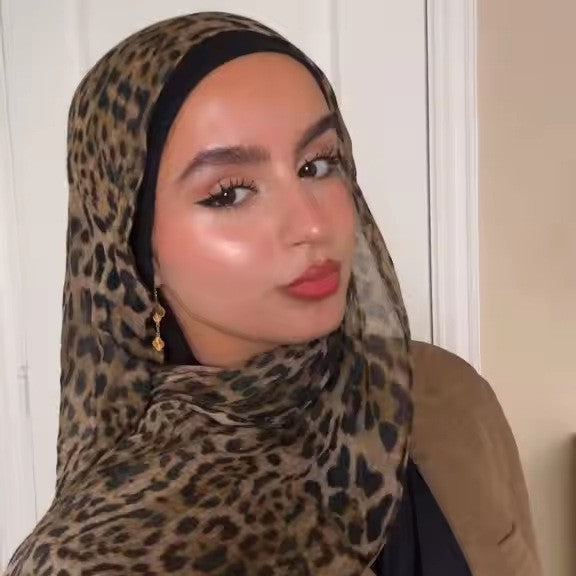 Pañuelo de Seda con Estampado Leopardo Clásico para Mujer