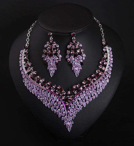 Conjunto de Collar y Aretes de Pedrería de Colores para Vestido - Image 10