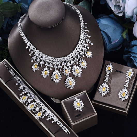 Conjunto de Joyería Vintage para Novia: Collar y Aretes Elegantes - Image 9