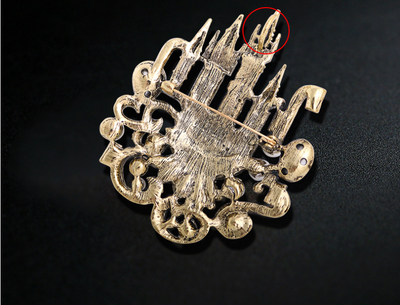 Broche Castillo Europeo Retro con Cristales de Diamante - Image 11