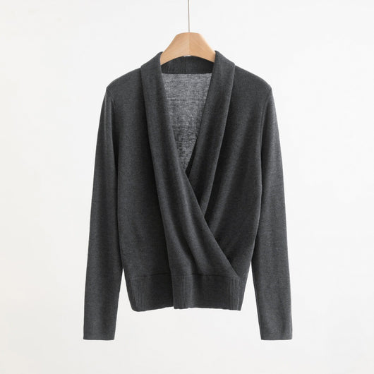 Blusa Elegante de Diseño Minimalista para Mujer - Image 6