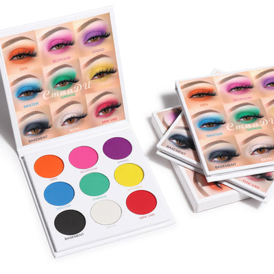 Paleta de Sombras 9 Colores Mate y Metalizado con Brillo - Image 4