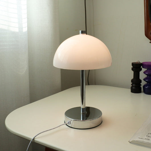 Lámpara de Mesa Retro con Hierro Forjado y Cristal - Image 4