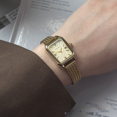 Reloj de Lujo Minimalista para Estudiantes - Diseño Elegante y Compacto - Image 3