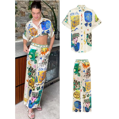 Conjunto de Blusa Satinada con Estampado Graffiti para Mujer - Image 2