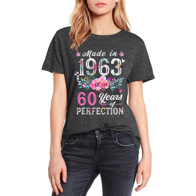 Camiseta Retro Estampado Floral 1973 para Mujer - Image 5