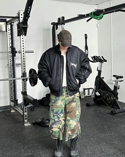 Pantalones Cortos Camuflaje Multipieza con Costuras Perfiladas - Image 13