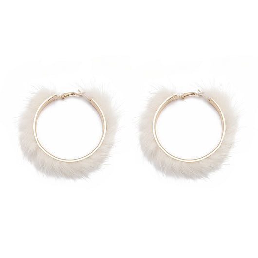 Aretes de Piel de Visón con Círculo Metálico - Elegancia y Temperamento - Image 10